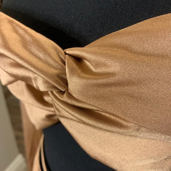 SHEIN Twist Front Cut Out Bodycon Dress - Picture 13 of 16